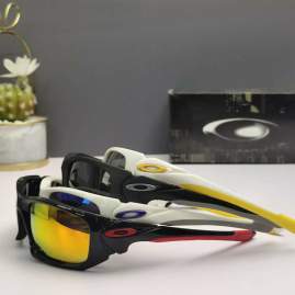 Picture of Oakley Sunglasses _SKUfw66124132fw